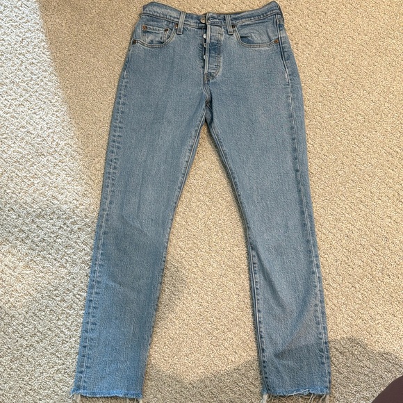 Levi’s 501 Skinny Jean - Picture 1 of 6